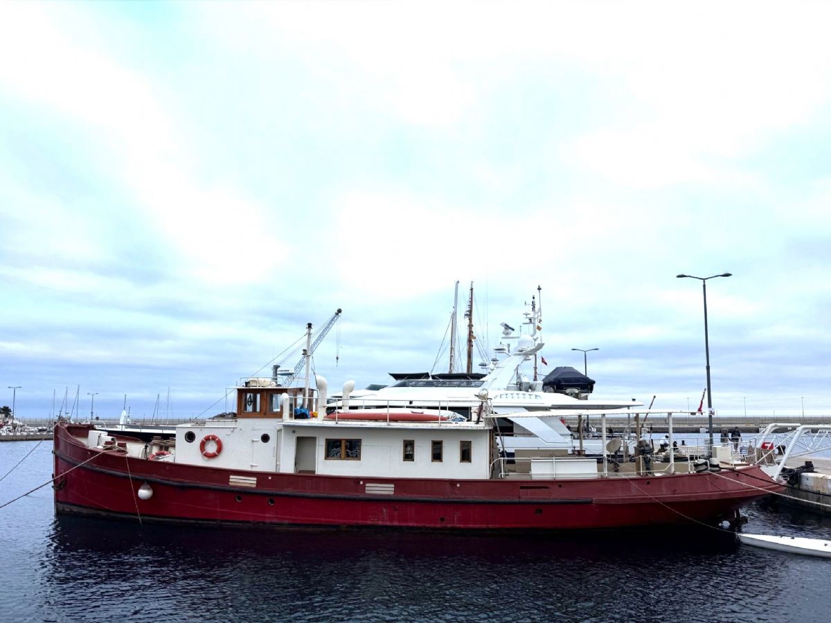  RupelmondeConverted Tug